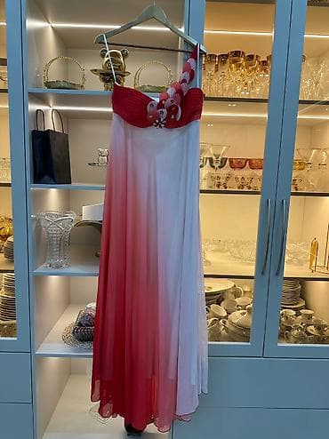 Жеке буюмдар: Продаю платья 48 р. Отличное состояние. Одевала 1-2 раза. 1.платье — 1