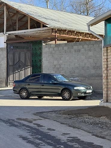 другая мото: Opel Vectra: 1998 г., 1.8 л, Механика, Бензин, Седан — 6