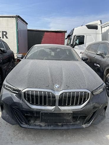 BMW 5 series: 2025 г., 2 л, Автомат, Бензин, Седан