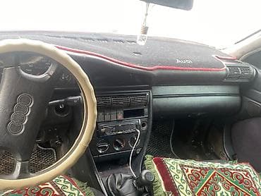 тд 2 9: Audi 100: 1993 г., 2 л, Бензин, Седан — 5