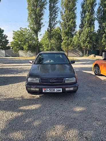 daewoo matiz 2012: Volkswagen Vento: 1993 г., Механика, Седан — 2