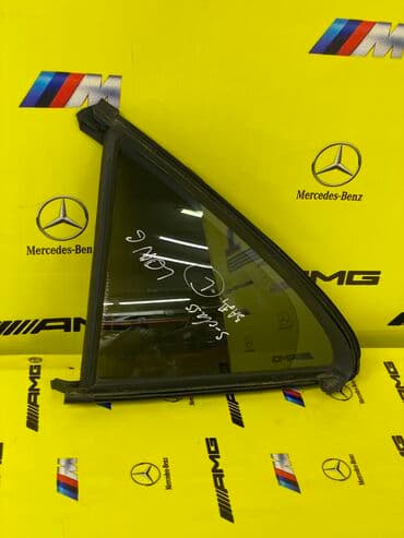 тумба с зеркалом в спальню: Заднее левое Mercedes-Benz, Оригинал — 1