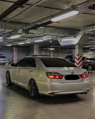 500: Toyota Camry: 2017 г., 3.5 л, Автомат, Бензин, Седан — 3