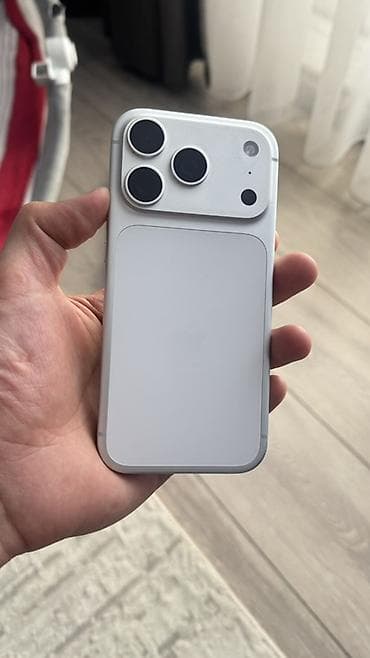 IPhone 17 Pro, White Titanium