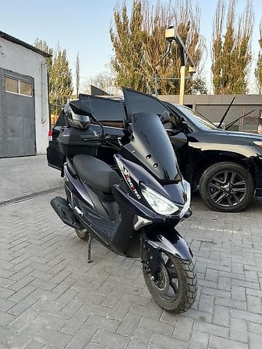 скутеры рассрочка: 150 куб. см, Бензин, Б/у — 1