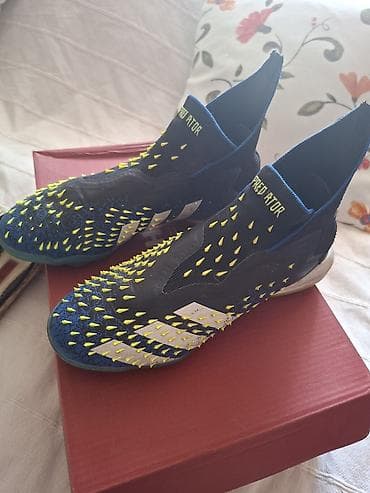 Футбольные бутсы adidas Predator без шнуровки. - Линия: Predator