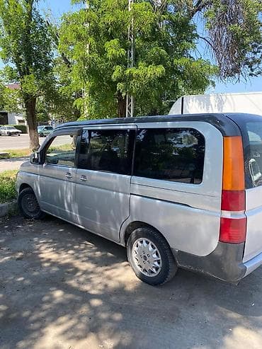 кабина на мото: Honda Stepwgn: 2002 г., 2 л, Автомат, Газ, Минивэн — 2