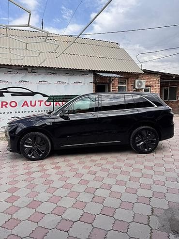 Продажа авто: Lixiang L6: 2024 г., Гибрид, Кроссовер — 7