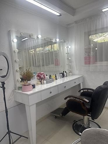 Сдается рабочее место для визажиста или бровиста Салон находится на at lalafo.kg Сдается рабочее место для визажиста или бровиста Салон находится на