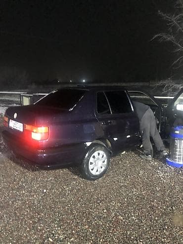 портер вариант: Volkswagen Vento: 1994 г., 1.8 л, Механика, Бензин, Седан — 4