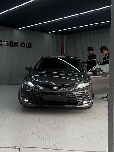 e60 m5: Toyota Camry: 2020 г., 2.5 л, Гибрид, Седан — 2