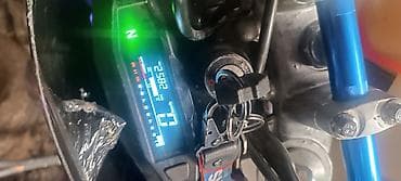 глушитель мото: Эндуро/кроссовый мотоцикл 300см³ воздушное охлаждение, на ходу — 6