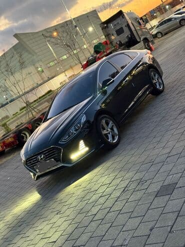 Hyundai Sonata: 2018 г., 2 л, Автомат, Газ, Седан