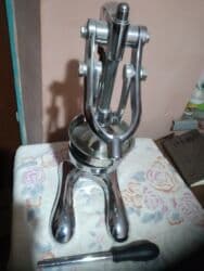 электро шашлычник: Аэрогриль печь мясныемучные,и фрукты и овощи2300с.соквыжималка — 5