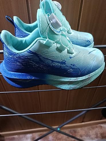 yeezy 500: Кроссовки спортивные, артикул X0112 - Размер: EU 36 (USA 2.5, UK 2 — 1