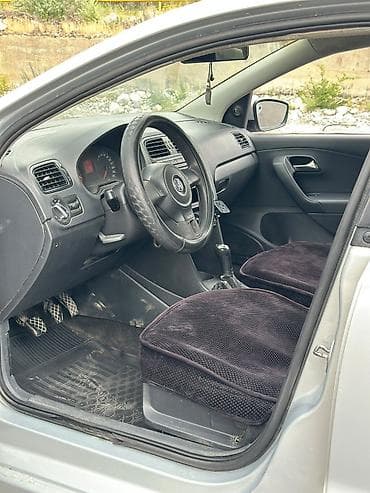 e2 byd: Volkswagen Polo: 2013 г., 1.6 л, Механика, Бензин, Седан — 5