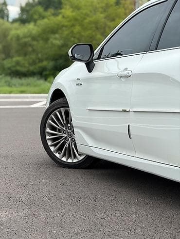 Toyota Avalon: 2020 г., 2.5 л, Автомат, Гибрид, Седан — 10