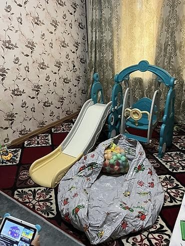 Игровой набор для дома: детская горка + качели + надувной сухой