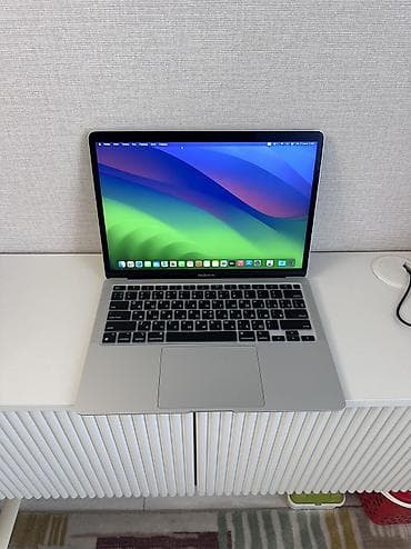 Техника жана электроника: Ультрабук, Колдонулган, Apple M1, ОЗУ, RAM: 8 ГБ — 2
