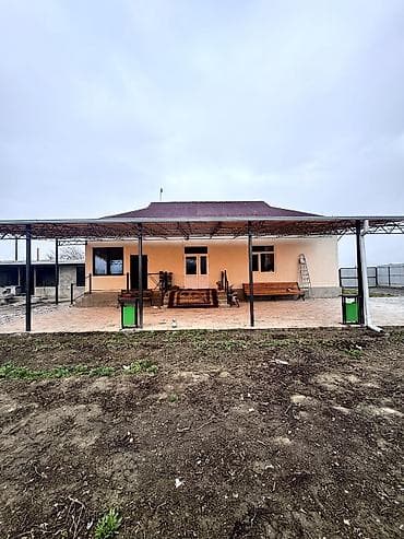 Коммерческая недвижимость: 📌В Сокулуке (нижняя зона) продается кирпичный дом. ✅Участок 8 соток — 5