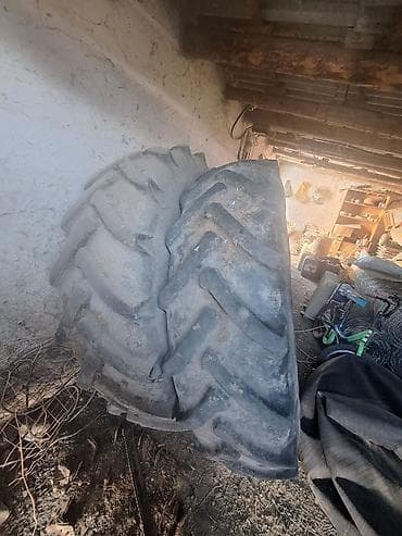 шины гурзавой: 18.4 Р 38. 420.24. Сельскохозяйственные шины (пара) - Тип — 3