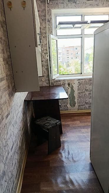 art square: Тез арада 2 ком. кв 103-серияда үй сатылат. 2-этаж, бронь эшик — 1