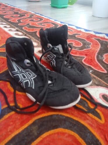 свадебные платья в бишкеке цены на прокат: Борцовки Asics - Тип: спортивная обувь для борьбы/грэпплинга - — 1