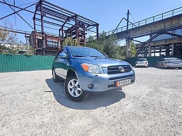 Toyota RAV4: 2006 г., 2 л, Механика, Бензин, Кроссовер