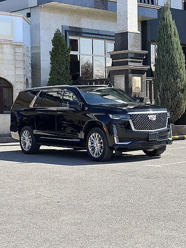 escalade: Cadillac Escalade: 2022 г., 6.2 л, Автомат, Бензин, Внедорожник — 3