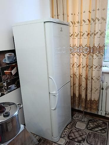 id 6: Холодильник Indesit, Двухкамерный — 2