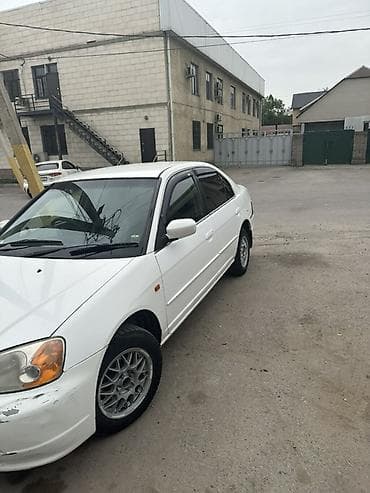 Honda Civic: 2001 г., 1.5 л, Вариатор, Бензин, Седан