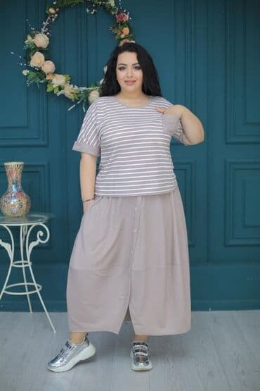 удобная повседневное платье: Костюм.
Размеры: 50.
1/1
Ткань: Лакоста.
Есть доставка платная — 1