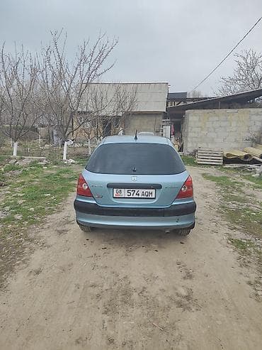 цивик 1996: Honda Civic: 2001 г., 1.4 л, Ручные, Бензин, Хэтчбэк — 4