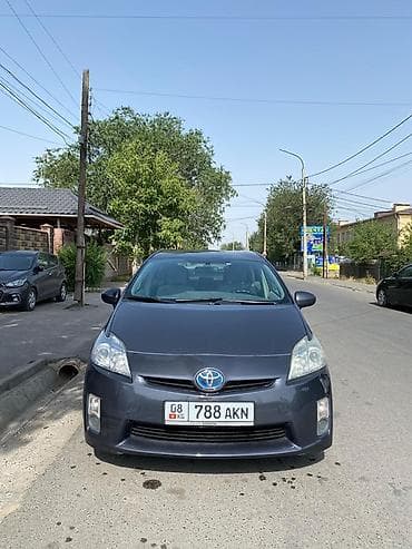 tesla pi: Toyota Prius: 2011 г., 1.8 л, Автомат, Гибрид, Хэтчбэк — 2