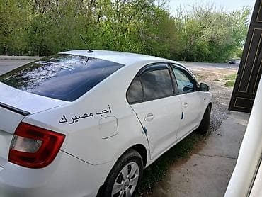 бесконтактная мойка: Skoda Rapid: 2016 г., Бензин, Седан — 3