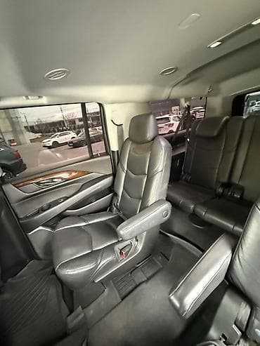 автокредит на бу авто бишкек: Cadillac Escalade: 2019 г., 6.2 л, Автомат, Бензин, Жол тандабас — 7