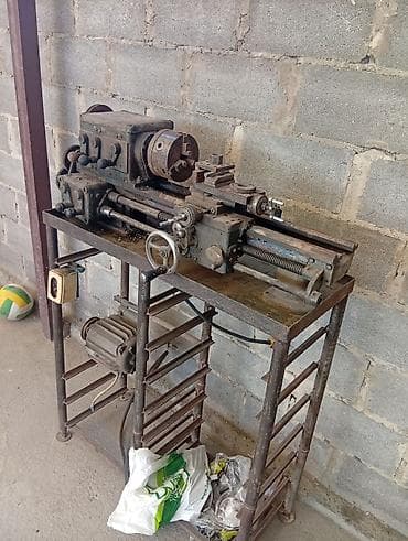 ручная фреза: Токарный станок по металлу на стойке. - Компактный настольный формат — 1