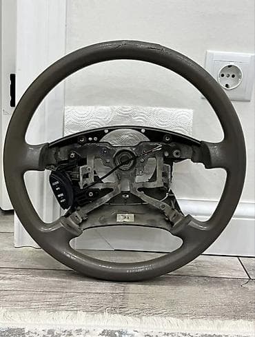 Руль Toyota 2003 г., Б/у, Оригинал, Япония at lalafo.kg Руль Toyota 2003 г., Б/у, Оригинал, Япония