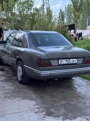 Продажа авто: Mercedes-Benz W124: 1988 г., 3 л, Механика, Дизель, Седан — 4
