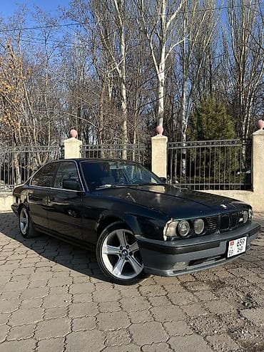 BMW M5: 1992 г., Ручные, Седан at lalafo.kg BMW M5: 1992 г., Ручные, Седан