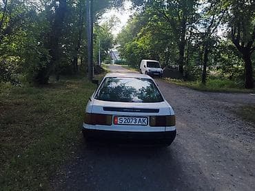 ауди 2000: Audi 80: 1991 г., 1.8 л, Механика, Бензин, Седан — 10