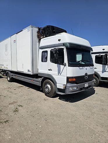 Mercedes-Benz : 2002 г., 6.4 л, Механика, Дизель