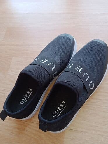 женские брендовые туфли недорого: Продается новая обувь. Размер 38. Босоножки 2600с. Слипоны (оригинал — 5