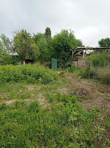барачные квартиры на продажу: Дом с внутренним двором и террасой/верандой. - Одноэтажный жилой дом — 2