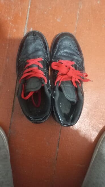 Ботинки: Мужские кроссовки, 36.5, Adidas, Б/у, цвет - Черный, Платная доставка — 6