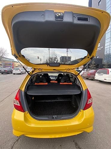 tayota progres: Honda : 2008 г., 1.3 л, Автомат, Бензин, Седан — 5