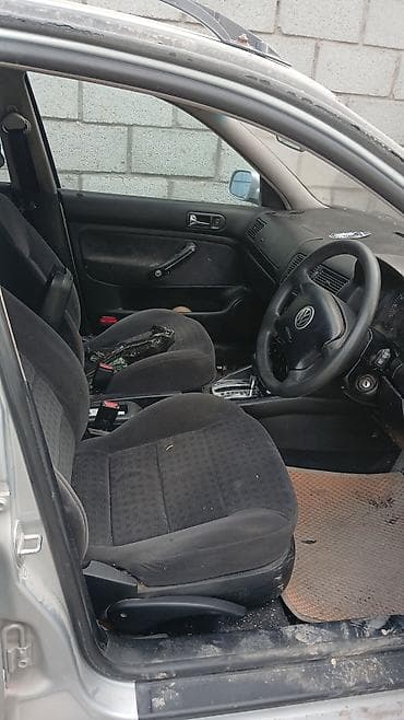 06 шоха: Volkswagen Golf Variant: 2000 г., 2 л, Автомат, Универсал — 3