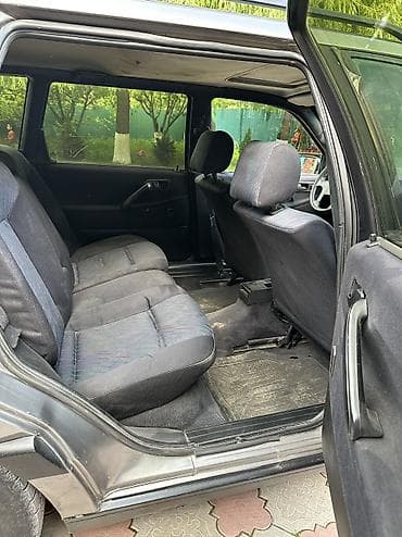 гур w211: Volkswagen Passat: 1993 г., 1.8 л, Механика, Бензин, Универсал — 10