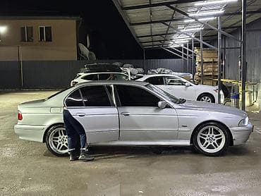 реснички е39: BMW 5 series: 2001 г., 2.5 л, Типтроник, Бензин, Седан — 4