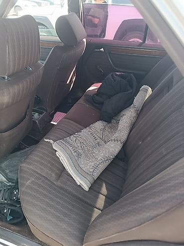 диски на авто: Mercedes-Benz W124: 1990 г., 2.3 л, Автомат, Газ, Седан — 9